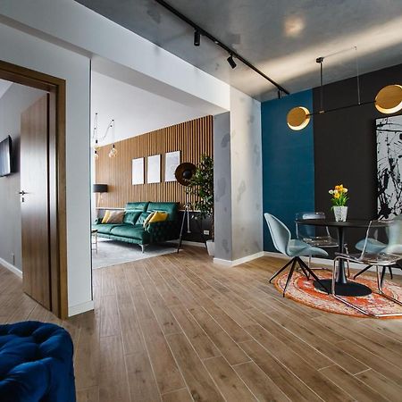 Central Designer Loft At Eas Residence Oradea Exterior foto