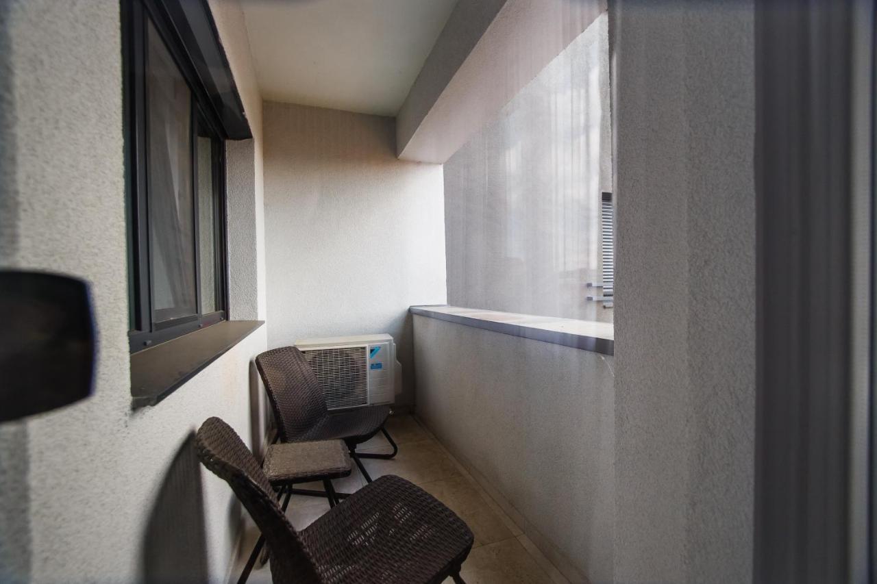 Central Designer Loft At Eas Residence Oradea Exterior foto